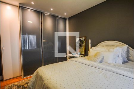 Apartamento à venda com 120m², 2 quartos e 3 vagasSuíte 2
