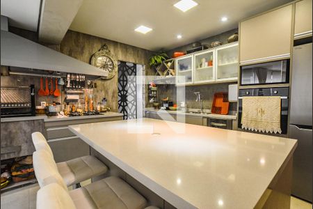 Apartamento à venda com 120m², 2 quartos e 3 vagasCozinha