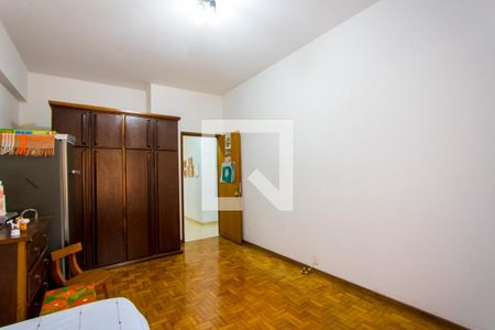 Casa à venda com 177m², 2 quartos e 3 vagas Casa à venda com 177m², 2 quartos e 3 vagasQuarto 2