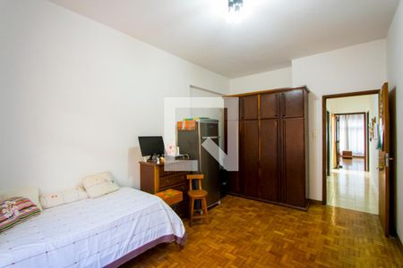 Casa à venda com 177m², 2 quartos e 3 vagas Casa à venda com 177m², 2 quartos e 3 vagasQuarto 2