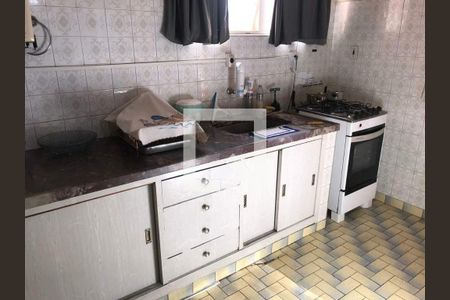 Casa à venda com 153m², 4 quartos e 3 vagas