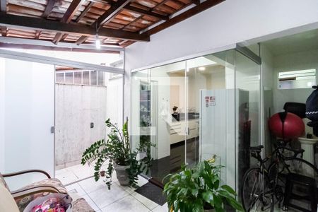 Casa de condomínio à venda com 105m², 3 quartos e 1 vaga Casa de condomínio à venda com 105m², 3 quartos e 1 vagaÁrea de serviço