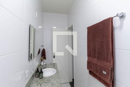 Casa de condomínio à venda com 105m², 3 quartos e 1 vaga Casa de condomínio à venda com 105m², 3 quartos e 1 vagaBanheiro social