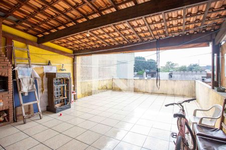 Casa à venda com 120m², 3 quartos e 3 vagasVaranda 2