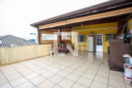 Casa à venda com 120m², 3 quartos e 3 vagasVaranda 2