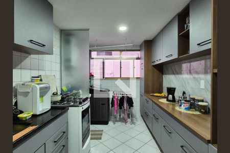 Apartamento à venda com 68m², 2 quartos e 1 vagaÁrea de Serviço