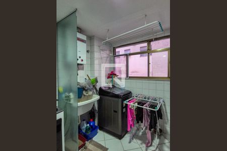 Apartamento à venda com 68m², 2 quartos e 1 vagaÁrea de Serviço