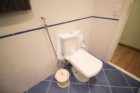 Apartamento à venda com 158m², 3 quartos e 2 vagas Apartamento à venda com 158m², 3 quartos e 2 vagasBanheiro