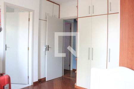 Casa à venda com 270m², 3 quartos e 4 vagasSuíte 2