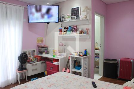 Casa à venda com 270m², 3 quartos e 4 vagasSuíte 3