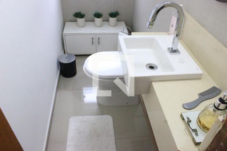 Casa à venda com 270m², 3 quartos e 4 vagasLavabo