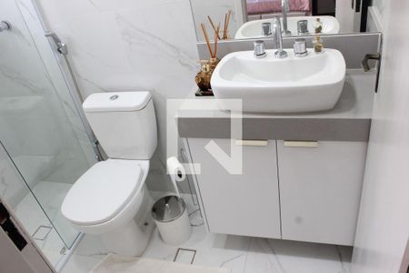 Casa à venda com 270m², 3 quartos e 4 vagasBanheiro da Suíte 2