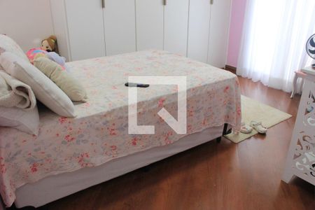 Casa à venda com 270m², 3 quartos e 4 vagasSuíte 3