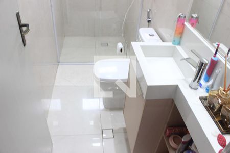 Casa à venda com 270m², 3 quartos e 4 vagasBanheiro da Suíte 3