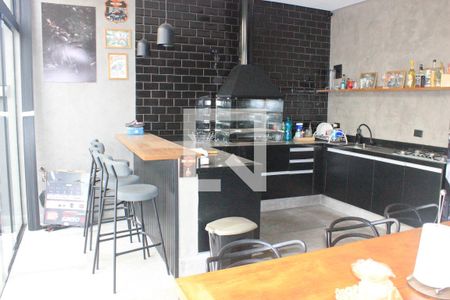 Casa à venda com 270m², 3 quartos e 4 vagasEspaço Gourmet/ Churrasqueira