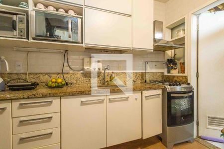 Casa de condomínio à venda com 120m², 3 quartos e 2 vagas Casa de condomínio à venda com 120m², 3 quartos e 2 vagasCozinha