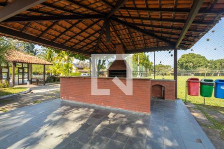 Casa de condomínio à venda com 120m², 3 quartos e 2 vagas Casa de condomínio à venda com 120m², 3 quartos e 2 vagasÁrea Comum Churrasqueira