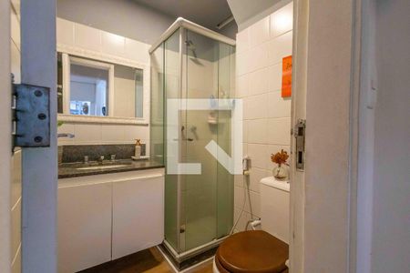 Casa de condomínio à venda com 120m², 3 quartos e 2 vagas Casa de condomínio à venda com 120m², 3 quartos e 2 vagasBanheiro Social