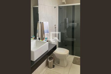 Apartamento à venda com 320m², 4 quartos e 3 vagasBanheiro