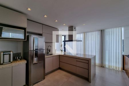 Apartamento à venda com 320m², 4 quartos e 3 vagasCozinha