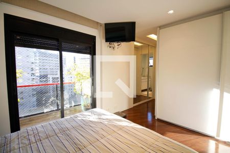 Apartamento à venda com 204m², 3 quartos e 4 vagas Apartamento à venda com 204m², 3 quartos e 4 vagasSuíte 2