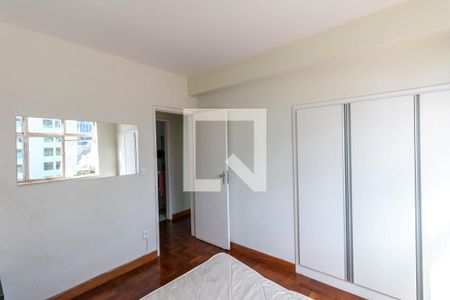 Apartamento à venda com 150m², 4 quartos e 2 vagas Apartamento à venda com 150m², 4 quartos e 2 vagasQuarto