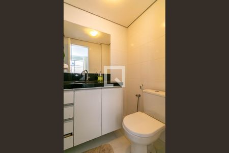 Apartamento à venda com 150m², 4 quartos e 2 vagas Apartamento à venda com 150m², 4 quartos e 2 vagasBanheiro