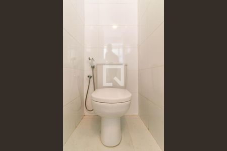 Apartamento à venda com 150m², 4 quartos e 2 vagas Apartamento à venda com 150m², 4 quartos e 2 vagasBanheiro