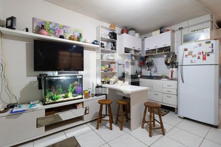 Casa à venda com 180m², 3 quartos e 1 vagaCasa 2 - Sala - Cozinha