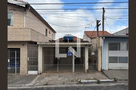 Casa à venda com 180m², 3 quartos e 1 vagaFachada