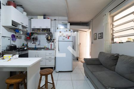 Casa à venda com 180m², 3 quartos e 1 vagaCasa 2 - Sala - Cozinha