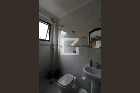 Casa à venda com 194m², 5 quartos e 2 vagasBanheiro De Serviço