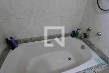 Casa à venda com 194m², 5 quartos e 2 vagasBanheiro Da Suíte 1