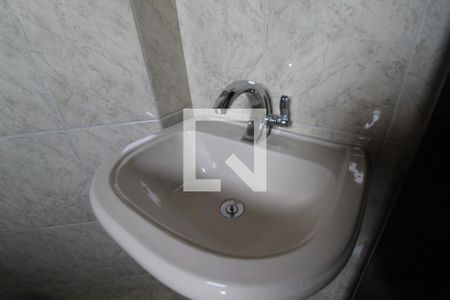 Casa à venda com 194m², 5 quartos e 2 vagasBanheiro Da Suíte 2