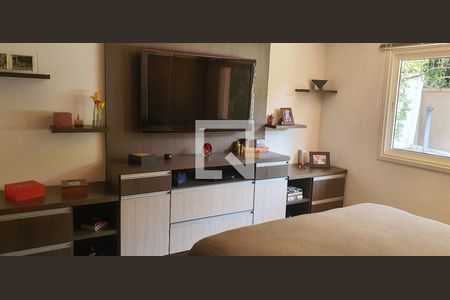 Casa à venda com 350m², 4 quartos e 4 vagasQuarto 2 - Suíte