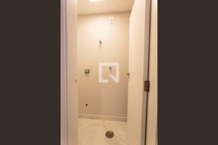 Apartamento à venda com 102m², 3 quartos e 1 vaga Apartamento à venda com 102m², 3 quartos e 1 vagaBanheiro de Serviço