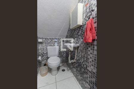 Casa à venda com 108m², 3 quartos e 1 vaga Casa à venda com 108m², 3 quartos e 1 vagaBanheiro 2 casa 1