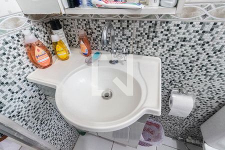 Casa à venda com 108m², 3 quartos e 1 vaga Casa à venda com 108m², 3 quartos e 1 vagaBanheiro 1 casa 1