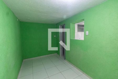 Casa à venda com 108m², 3 quartos e 1 vaga Casa à venda com 108m², 3 quartos e 1 vagaQuarto Casa 2