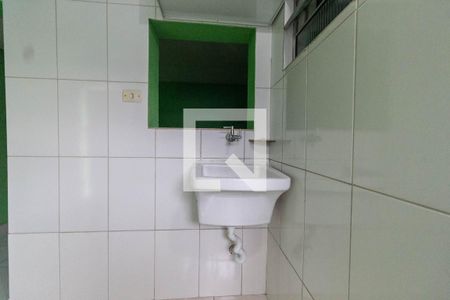 Casa à venda com 108m², 3 quartos e 1 vaga Casa à venda com 108m², 3 quartos e 1 vagaÁrea de serviço Casa 2