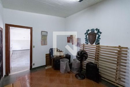 Casa à venda com 360m², 4 quartos e 2 vagas Casa à venda com 360m², 4 quartos e 2 vagasQuarto 3