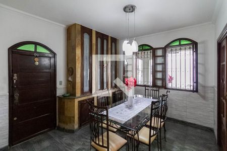 Casa à venda com 360m², 4 quartos e 2 vagas Casa à venda com 360m², 4 quartos e 2 vagasCopa