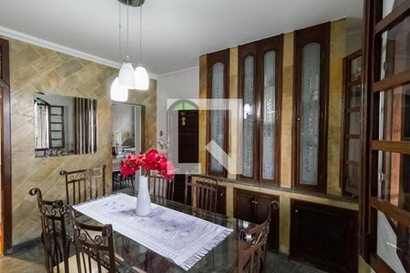 Casa à venda com 360m², 4 quartos e 2 vagas Casa à venda com 360m², 4 quartos e 2 vagasCopa