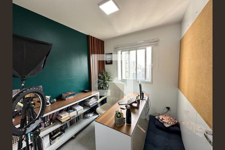Apartamento para alugar com 131m², 4 quartos e 2 vagas