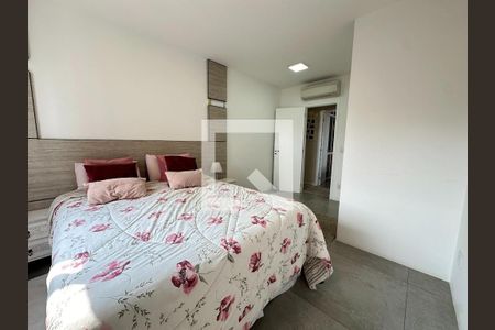 Apartamento para alugar com 131m², 4 quartos e 2 vagas