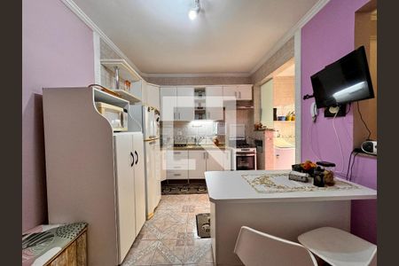 Apartamento à venda com 90m², 3 quartos e 2 vagas Apartamento à venda com 90m², 3 quartos e 2 vagasCozinha