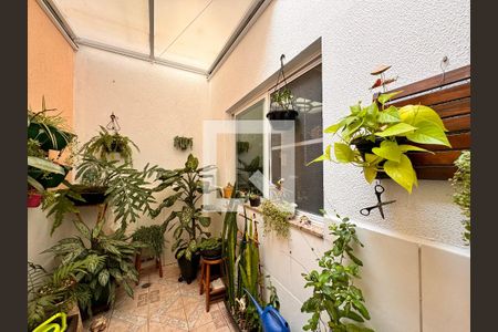 Apartamento à venda com 90m², 3 quartos e 2 vagas Apartamento à venda com 90m², 3 quartos e 2 vagasÁrea de Serviço