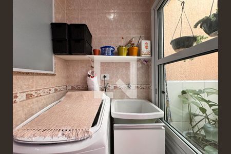 Apartamento à venda com 90m², 3 quartos e 2 vagas Apartamento à venda com 90m², 3 quartos e 2 vagasLavanderia