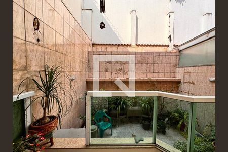 Apartamento à venda com 90m², 3 quartos e 2 vagas Apartamento à venda com 90m², 3 quartos e 2 vagasQuintal