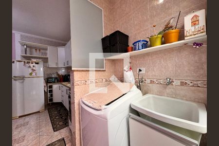 Apartamento à venda com 90m², 3 quartos e 2 vagas Apartamento à venda com 90m², 3 quartos e 2 vagasLavanderia